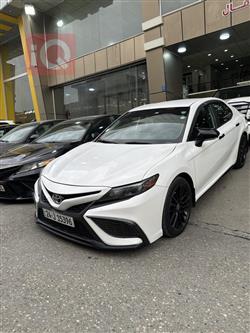 تۆیۆتا کامری